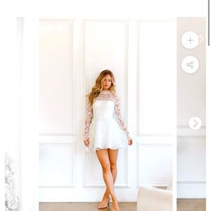 Untamed petals never been worn size 14 dress long sleeve lace